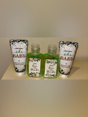 With Love and Thanks Green Scented Hand Gel - Women Bath & Body